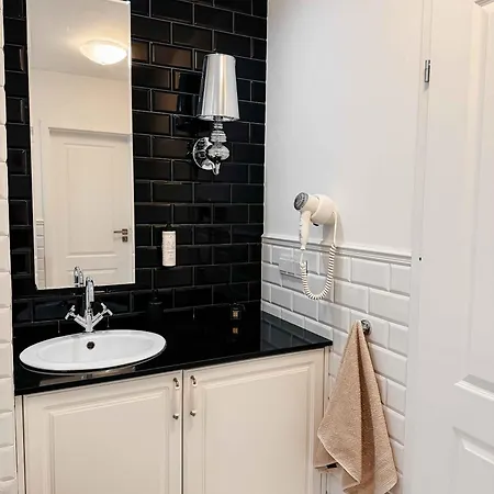 Lumina Ovo Aparthotel