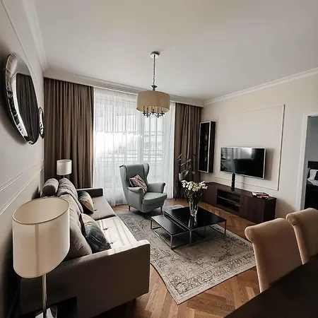 Lumina Ovo Aparthotel 4*