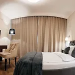 Lumina Ovo 4* 弗罗茨瓦夫