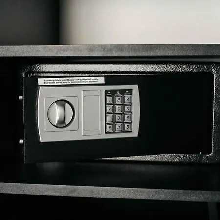 Lumina Ovo מלון דירות 4*